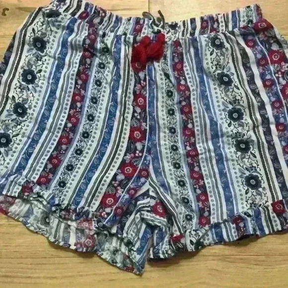 Art Class multicolored ruffle shorts - Picture 3 of 9